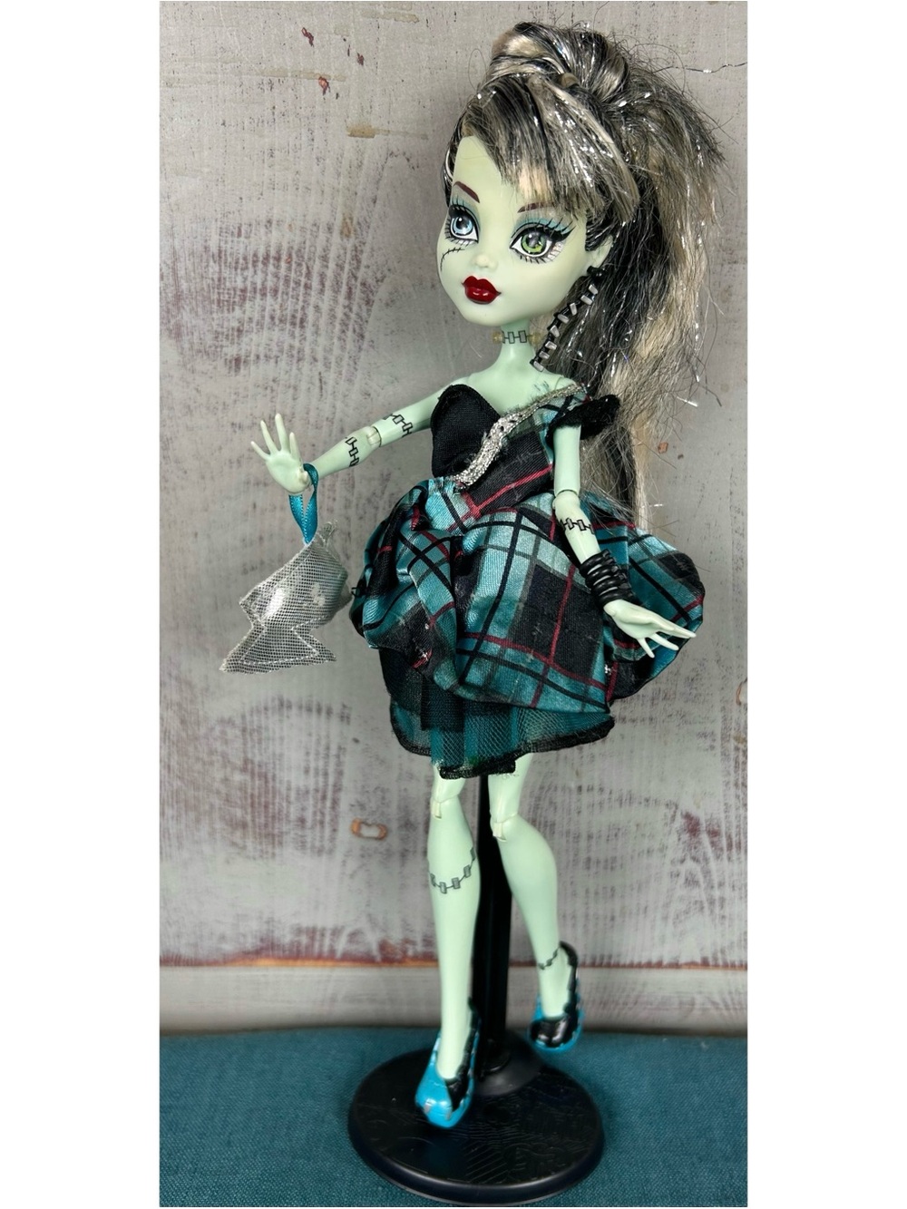 Monster High Frankie Stein Sweet 1600 Doll Black Elastics TLC Read